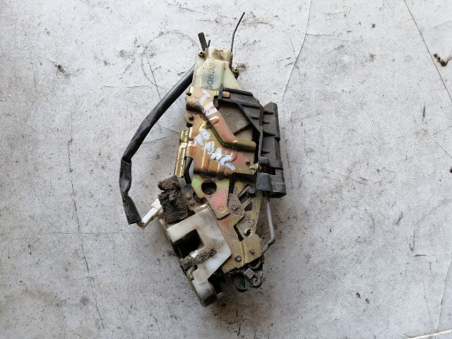 bontott FORD RANGER Bal hátsó Ajtózár