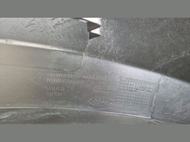 bontott FORD RANGER Bal hátsó Sárvédő Szélesítő