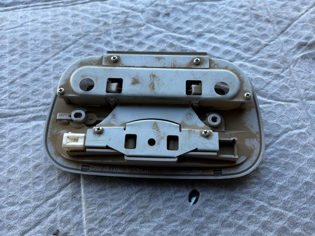 bontott FORD RANGER Beltér Világítás Hátsó