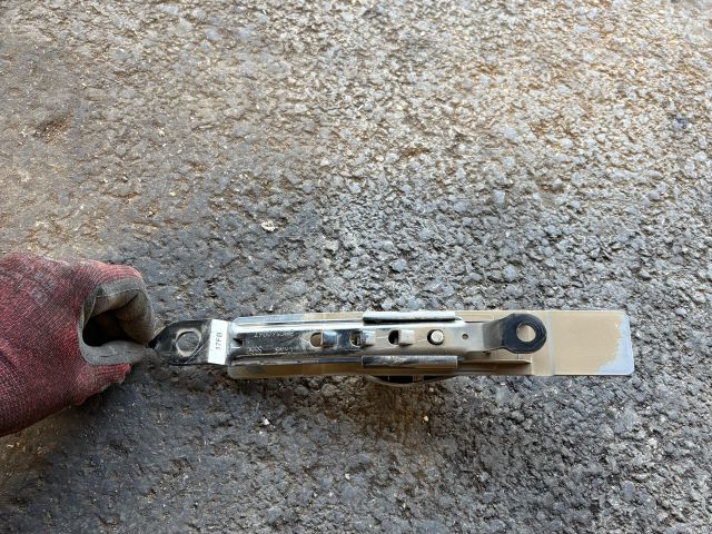 bontott FORD RANGER Biztonsági Öv Magasság Állító