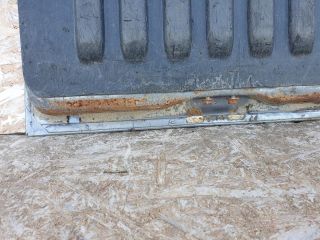 bontott FORD RANGER Csomagtérajtó (Részeivel)