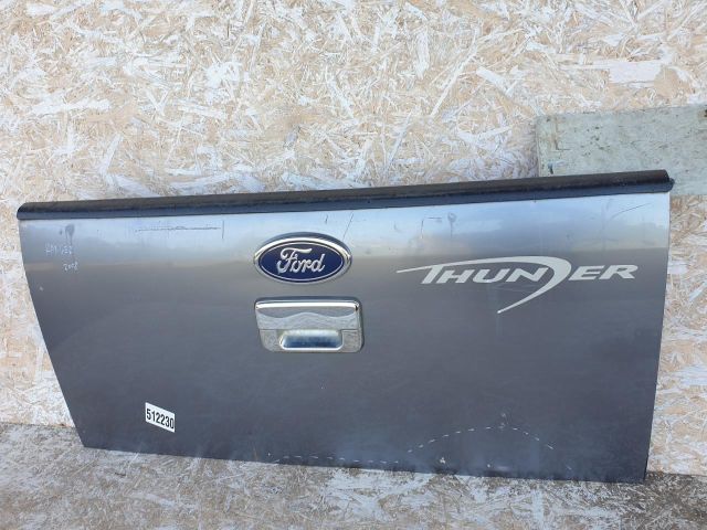 bontott FORD RANGER Csomagtérajtó (Részeivel)