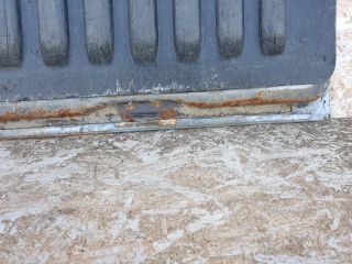 bontott FORD RANGER Csomagtérajtó (Részeivel)