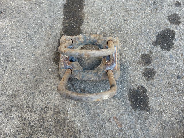 bontott FORD RANGER Cuppántcsavar