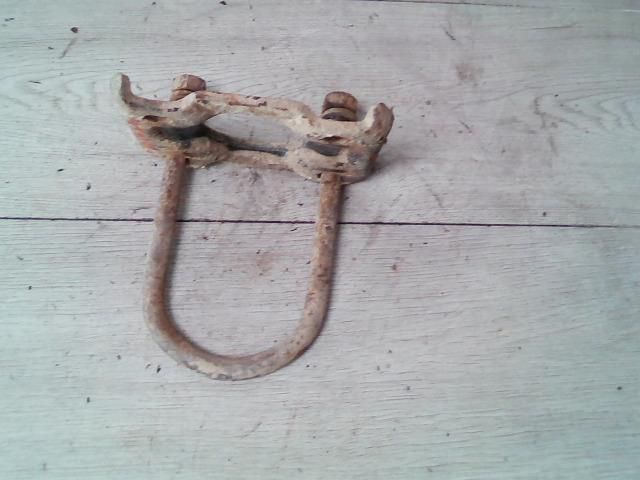 bontott FORD RANGER Cuppántcsavar