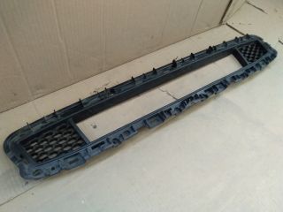 bontott FORD RANGER Első Lökhárító Alsó Középső Díszrács