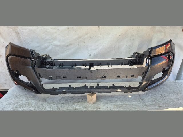 bontott FORD RANGER Első Lökhárító (Üresen)