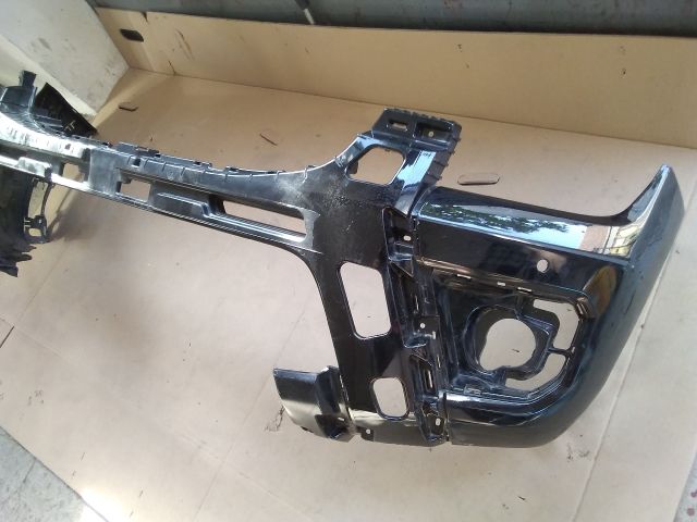 bontott FORD RANGER Első Lökhárító (Üresen)