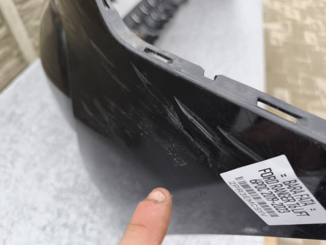 bontott FORD RANGER Első Lökhárító (Üresen)