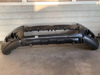 bontott FORD RANGER Első Lökhárító (Üresen)