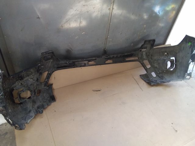 bontott FORD RANGER Első Lökhárító (Üresen)