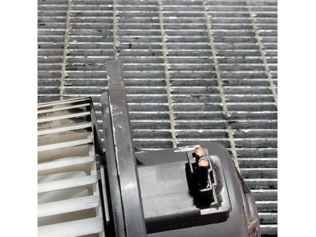 bontott FORD RANGER Fűtőmotor (Klímás)