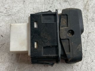 bontott FORD RANGER Hátsó Ködzárófény Kapcsoló