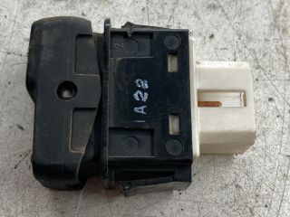 bontott FORD RANGER Hátsó Ködzárófény Kapcsoló