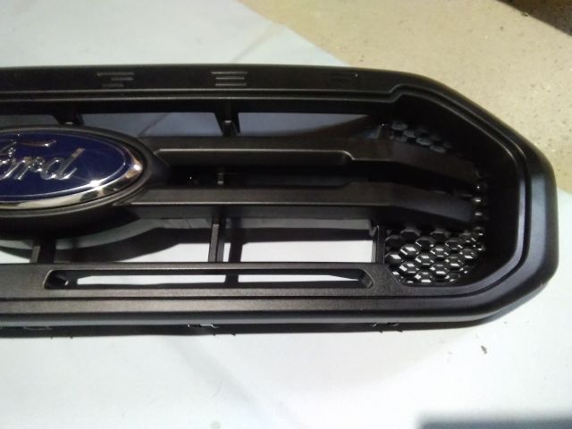 bontott FORD RANGER Hűtőrács