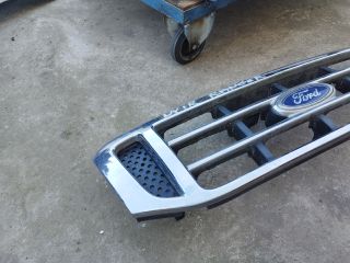 bontott FORD RANGER Hűtőrács