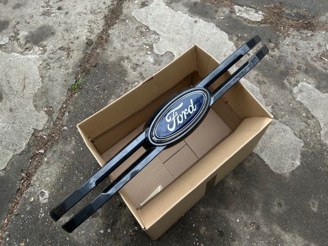 bontott FORD RANGER Hűtőrács