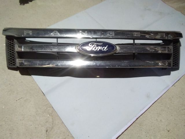 bontott FORD RANGER Hűtőrács