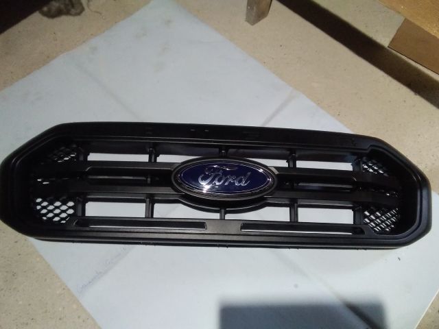 bontott FORD RANGER Hűtőrács