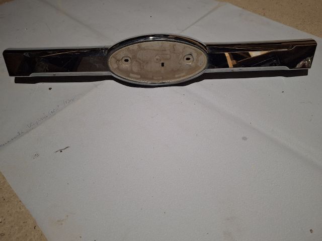 bontott FORD RANGER Hűtőrács