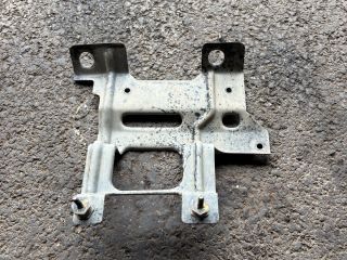 bontott FORD RANGER Intercooler Tartó