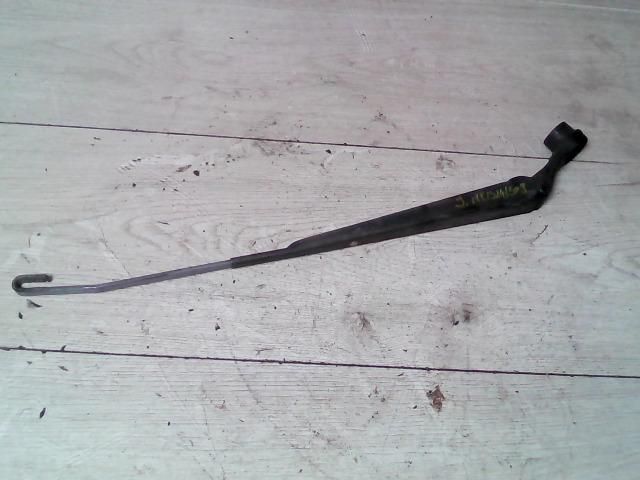 bontott FORD RANGER Jobb első Ablaktörlő Kar