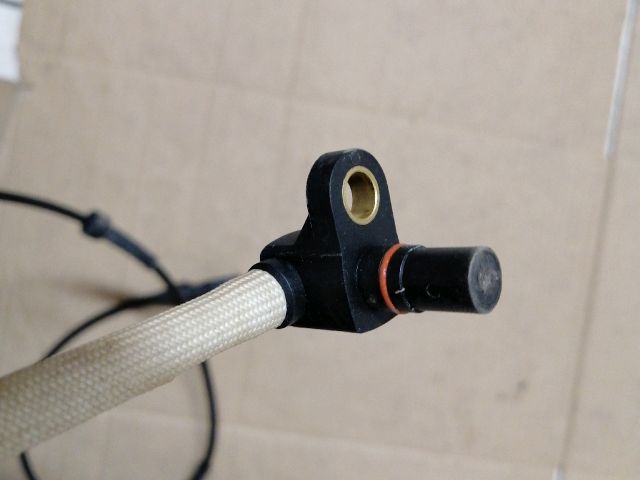 bontott FORD RANGER Jobb első ABS Jeladó