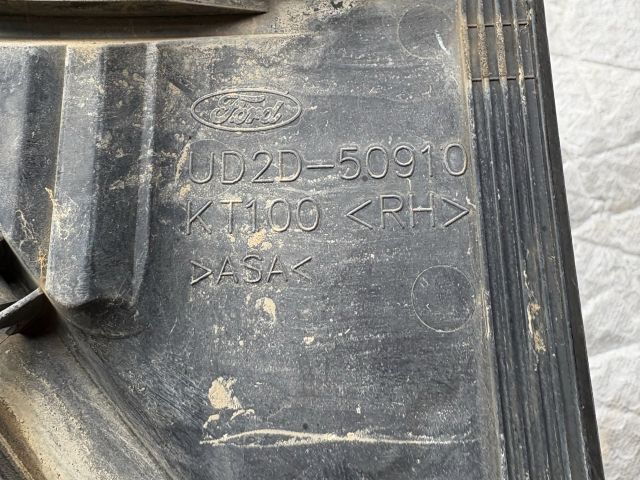 bontott FORD RANGER Jobb első Sárvédő Irányjelző