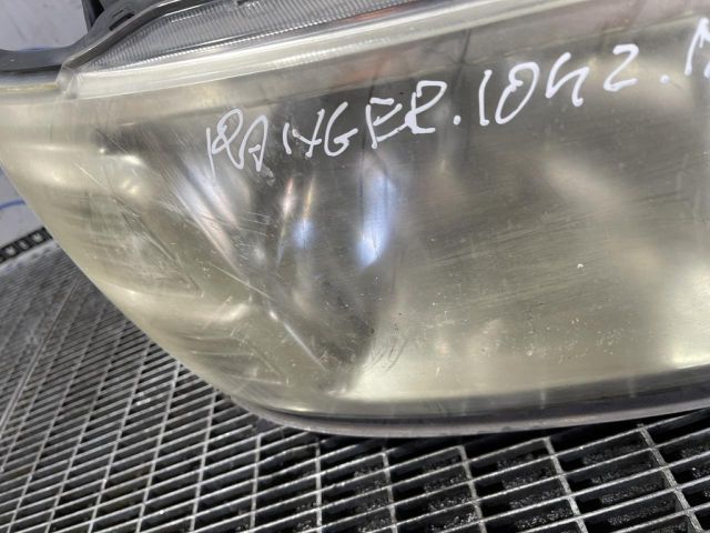 bontott FORD RANGER Jobb Fényszóró