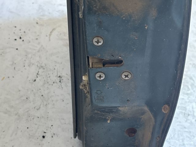 bontott FORD RANGER Jobb hátsó Ajtó (Részeivel)