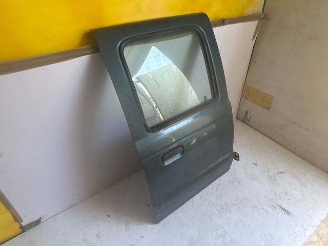 bontott FORD RANGER Jobb hátsó Ajtó (Részeivel)