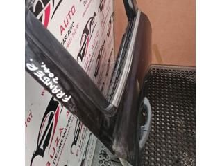 bontott FORD RANGER Jobb hátsó Ajtó (Üres lemez)