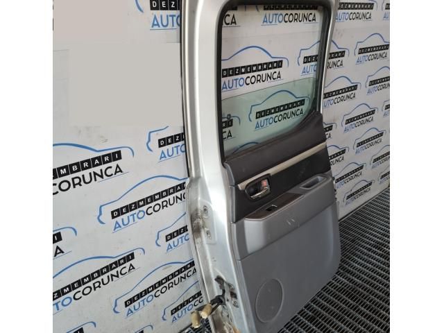 bontott FORD RANGER Jobb hátsó Ajtó (Üres lemez)