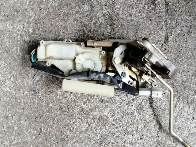 bontott FORD RANGER Jobb hátsó Ajtózár