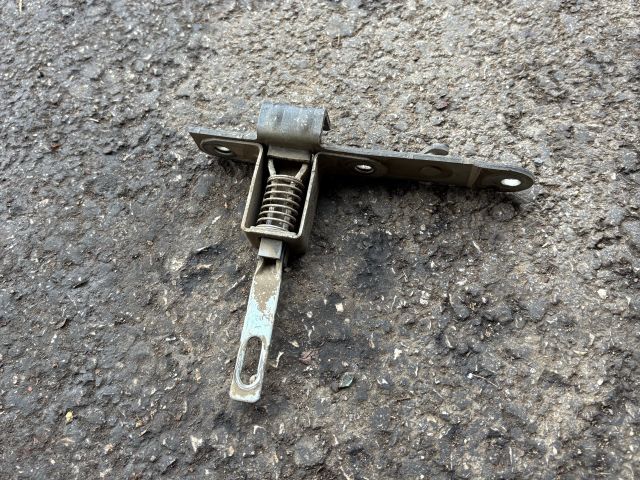 bontott FORD RANGER Jobb hátsó Ajtózár