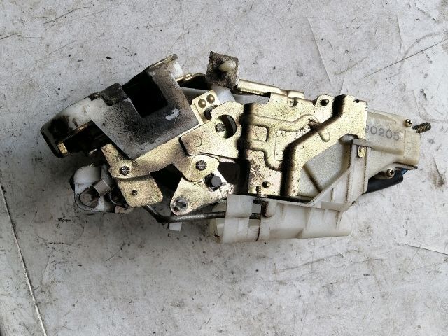 bontott FORD RANGER Jobb hátsó Ajtózár