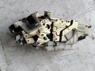 bontott FORD RANGER Jobb hátsó Ajtózár