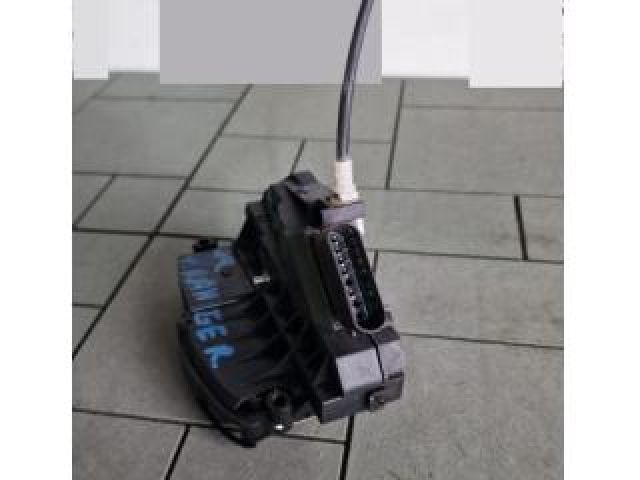 bontott FORD RANGER Jobb hátsó Ajtózár