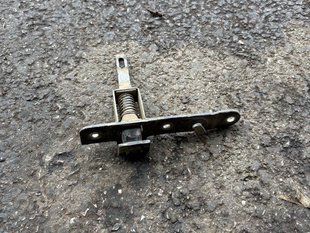 bontott FORD RANGER Jobb hátsó Ajtózár