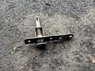 bontott FORD RANGER Jobb hátsó Ajtózár