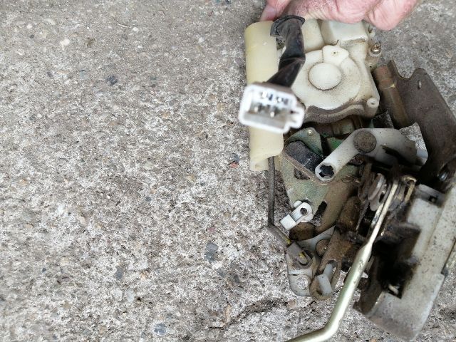 bontott FORD RANGER Jobb hátsó Ajtózár