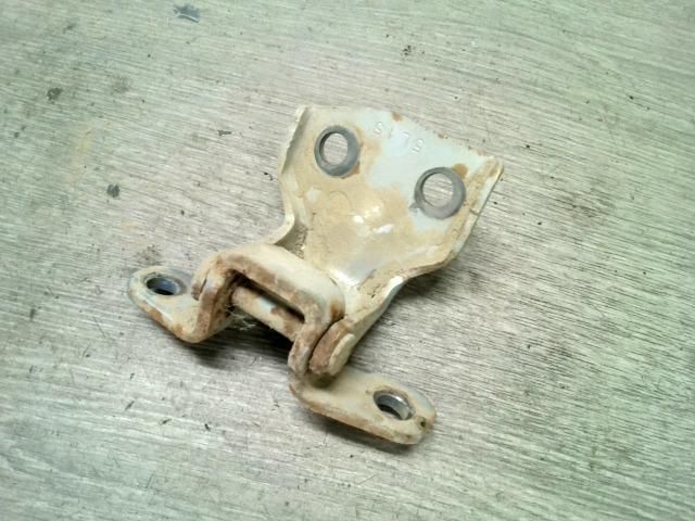 bontott FORD RANGER Jobb hátsó Alsó Zsanér