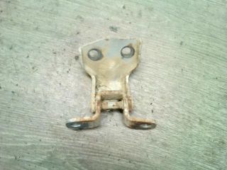 bontott FORD RANGER Jobb hátsó Alsó Zsanér