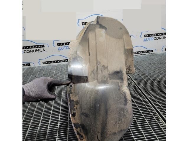 bontott FORD RANGER Jobb hátsó Dobbetét (Kerékjárati, Műanyag)