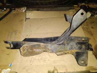 bontott FORD RANGER Jobb hátsó Lökhárító Merevítő (Fém)