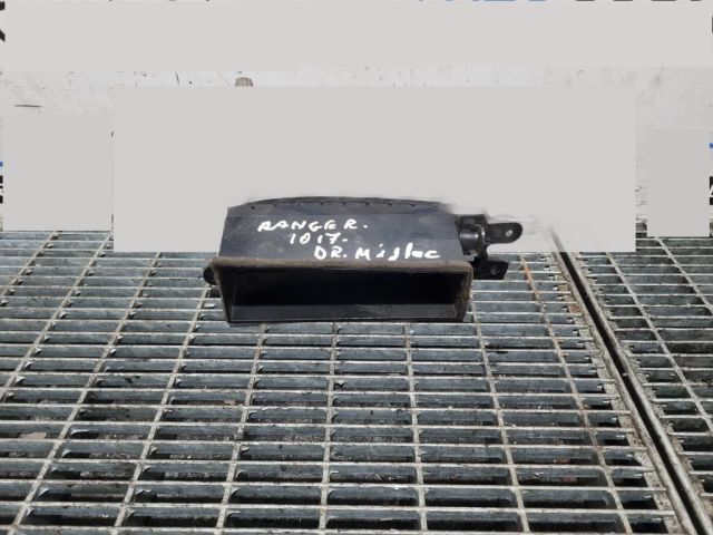 bontott FORD RANGER Jobb Szellőző