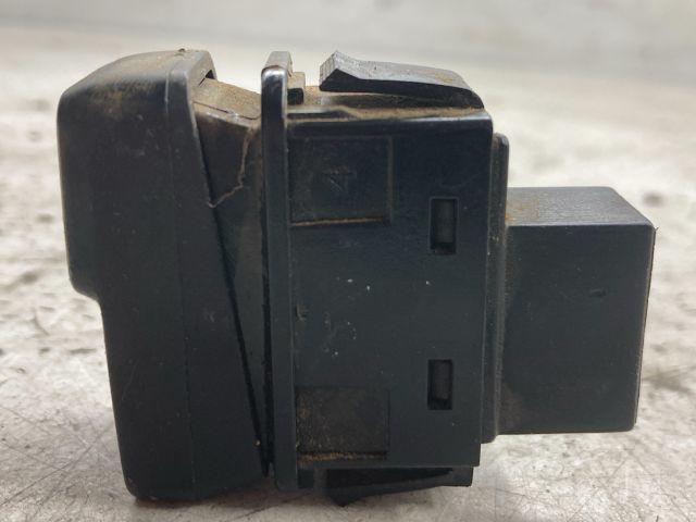 bontott FORD RANGER Kapcsoló (Magában)