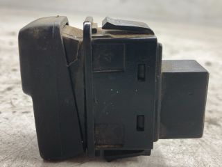 bontott FORD RANGER Kapcsoló (Magában)