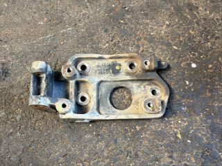 bontott FORD RANGER Klímakompresszor Tartó Bak