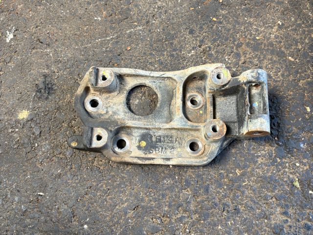 bontott FORD RANGER Klímakompresszor Tartó Bak